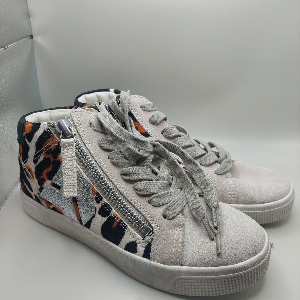 Dolce Vita Cow Print Sneakers Women's 6 NWOT